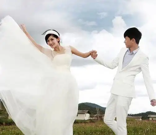 二十位明星夫妻的唯美婚纱照,太好看啦!