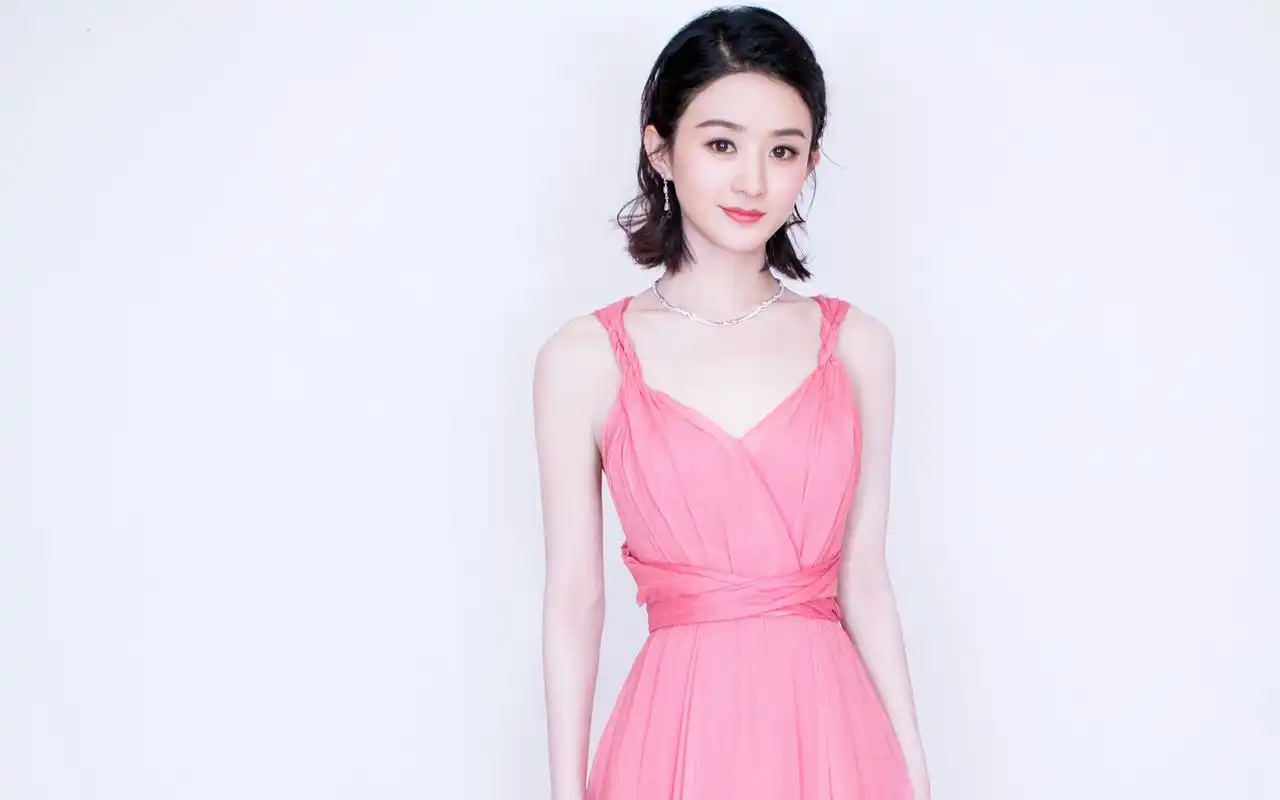 赵丽颖性感露背装电脑桌面高清壁纸