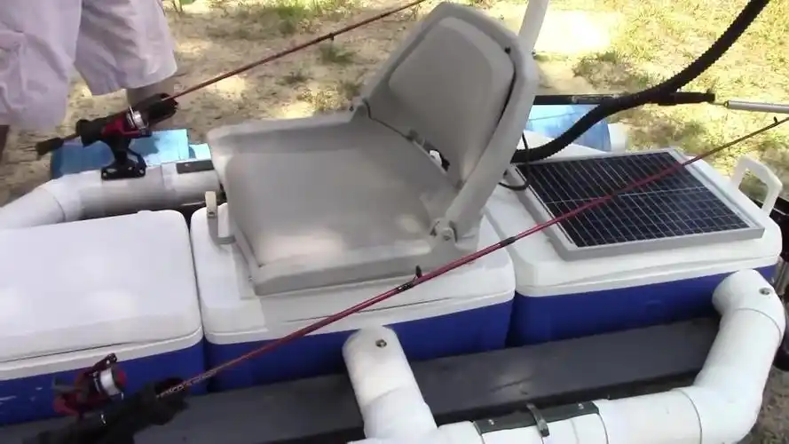 聪明的歪果仁  diy pvc管制作钓鱼小船(第2次升级版)