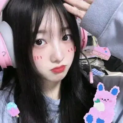 2021最流行微信头像女生真人图片