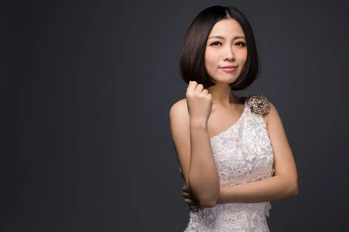 [视频]青年歌手姚贝娜因乳腺癌复发病逝 年仅33岁