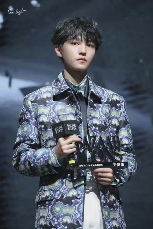 只为王俊凯#97#王俊凯2024凯启甲辰#  "每一个不努力的现在,都有一