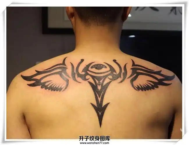 后背图腾纹身图案