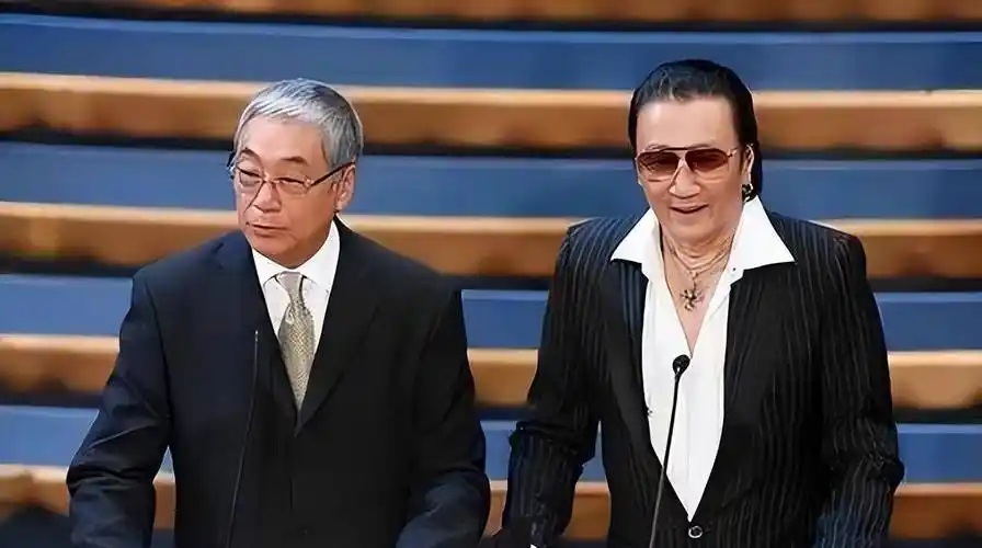 港圈痛失老戏骨,一生潇洒三任妻子皆美人,与谢贤争执令人意难忘_曾江