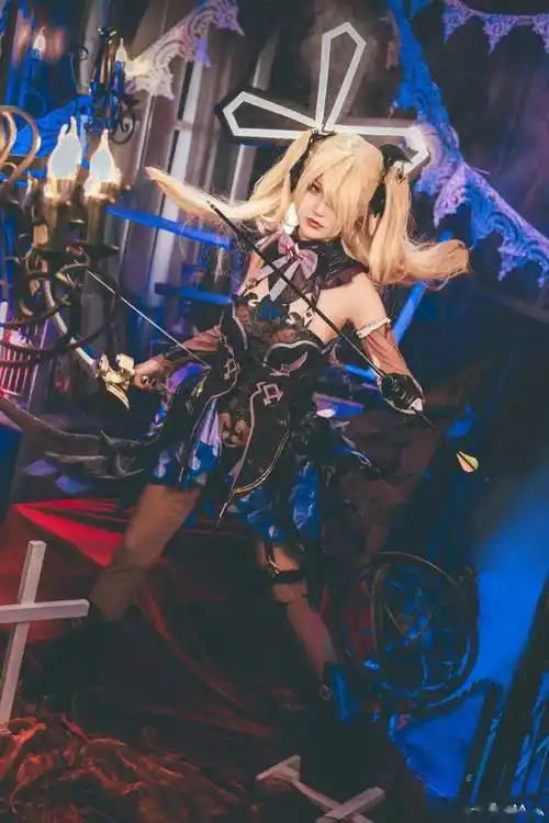 二次元cos菲谢尔