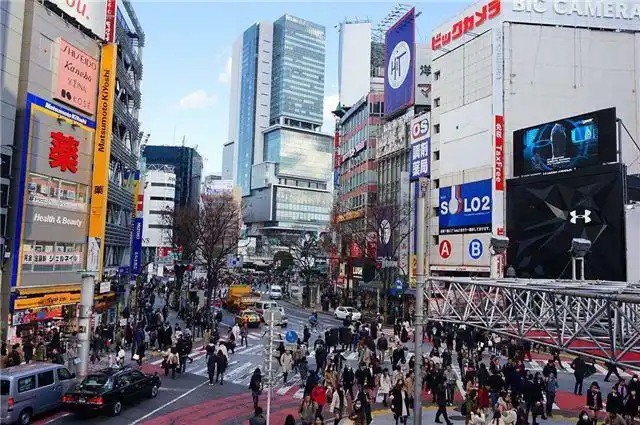 90年代日本房地产泡沫破裂后那些贷款高价买房的平民有多惨