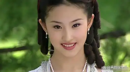 刘亦菲为何至今单身?不是没人敢娶,看了这些照片你就知道了