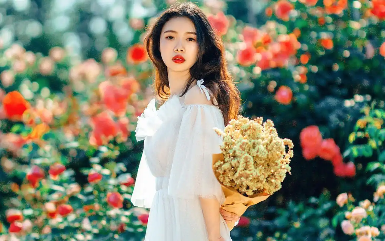 性感撩人美女唯美高清桌面壁纸