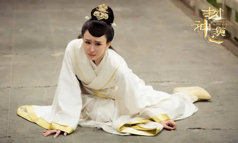 胡静 饰 姜王后