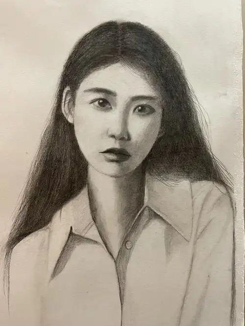 素描人物:李知恩(iu)断断续续1661556615天才完结最终眼睛画