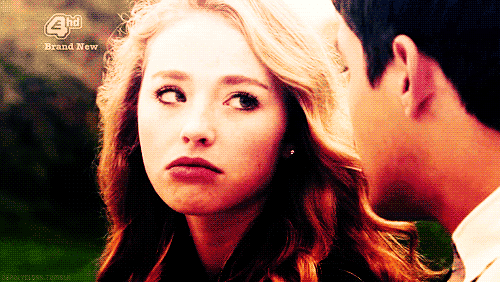 嘟嘴pout美女可爱gif动图_动态图_表情包下载_soogif