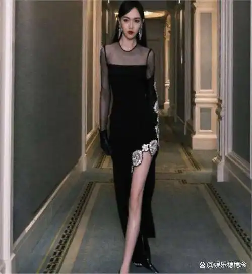 唐嫣身高172cm,不仅高挑,而且体重管理非常出色,几乎保持在九十斤以下