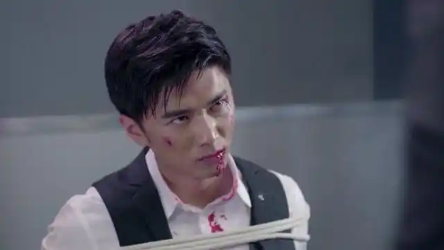 麻辣变形计:剧亮出事,吴飞用他的命要挟对手,要做个了断