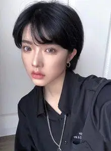 网红超短发假发女韩版帅气圆脸黑色学生空气薄刘海蓬松自然全头套
