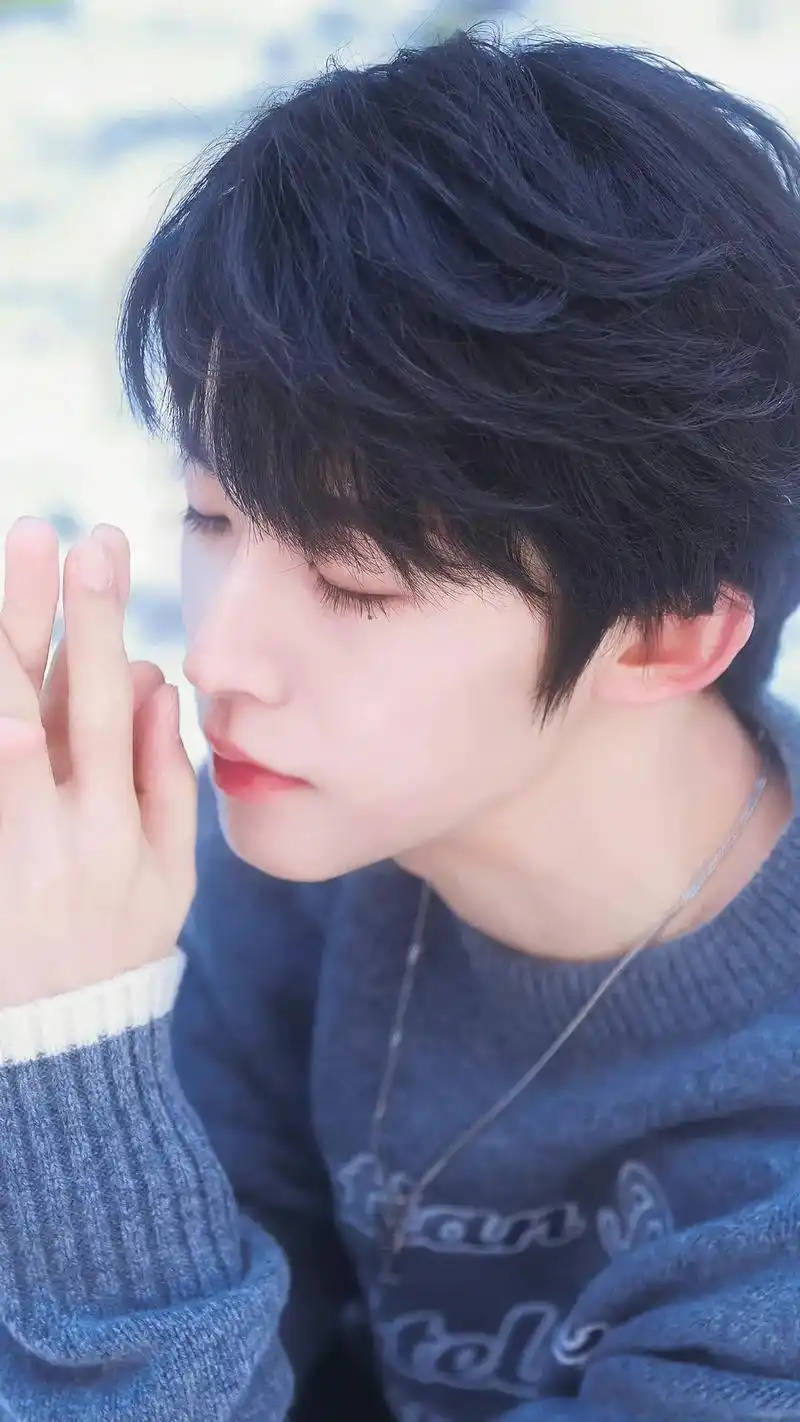 刘宇 #神仙颜值 什么叫高质量爱豆和高质量营业这就是! - 抖音