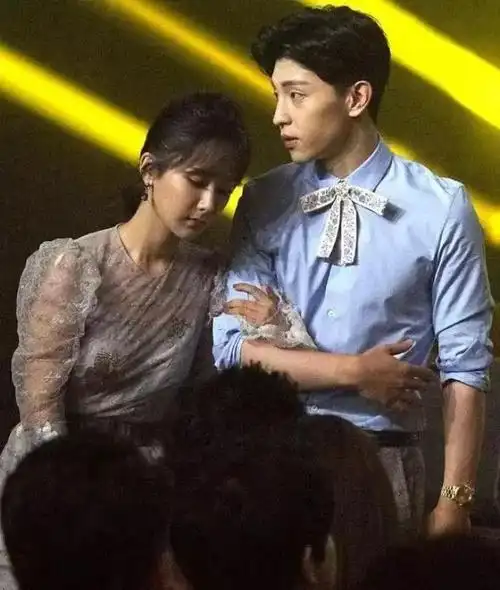 杨紫邓伦杨紫邓伦又开始撕起来了