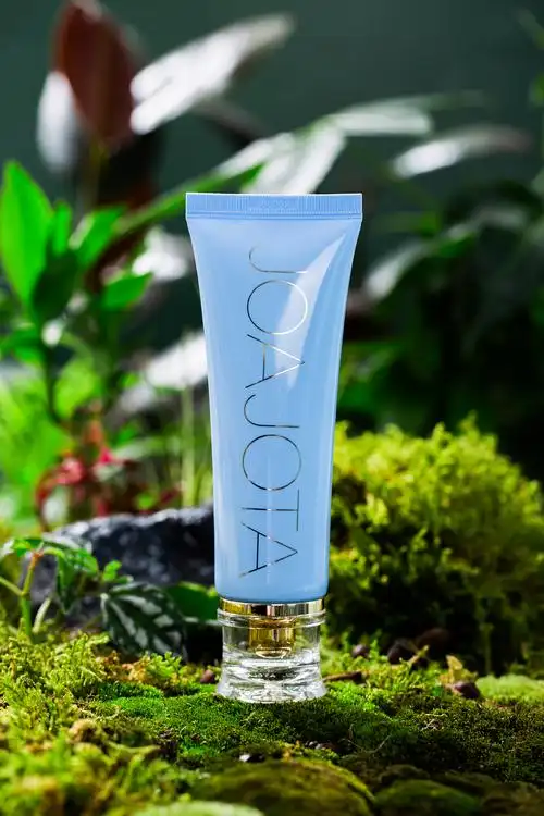 joajota玻尿酸水润洁净洗面奶_有间图片社-站酷zcool