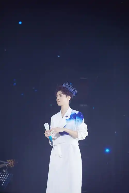 王俊凯个人演唱会曲风多变太有诚意了上线酷狗即引爆