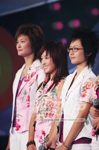 正文  8月19日(本周五)晚8:30,"2005快乐中国蒙牛酸酸乳超级女声"年度