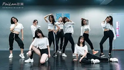 适用人群: 无舞蹈基础,想快速入门韩国mv爵士舞及想利用舞蹈来娱乐