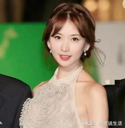 49岁林志玲复出亮相嘟嘴卖萌气质不复曾经