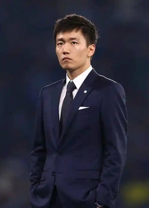 长期处于危机中的国际米兰少帅张康阳,最终未能创造奇迹.面临高达3.