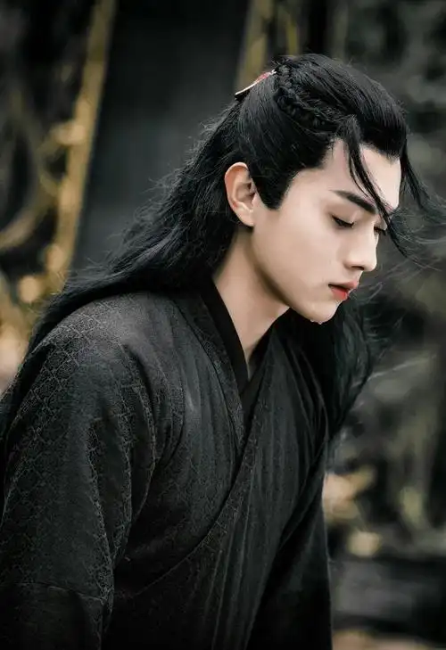 代表作品延禧攻略,朝歌,凤囚凰,招摇,烈火军校.