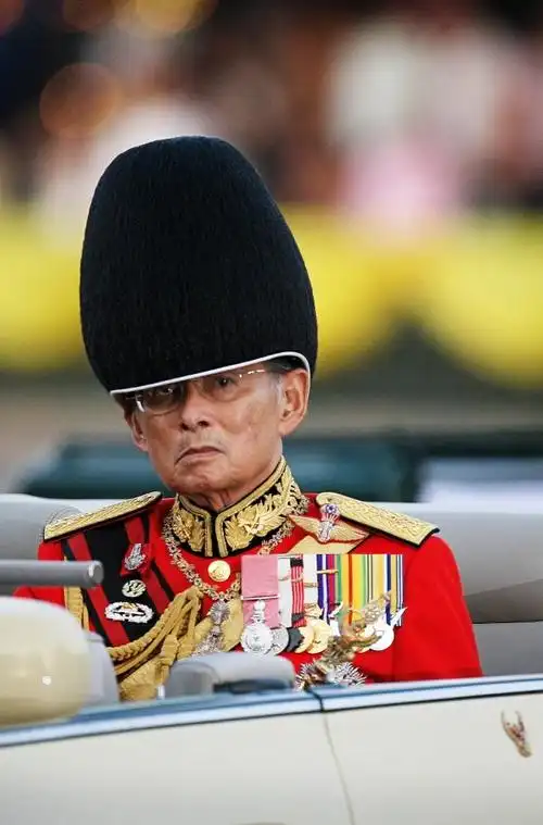 泰国国王普密蓬:泰国民族国家的代言人