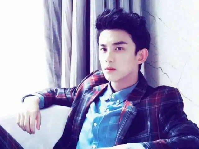 吴磊,6岁出道进入演艺圈