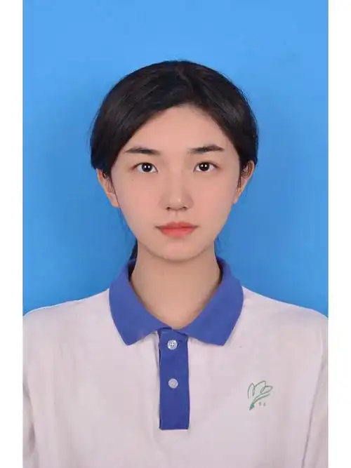 化妆证件照和17岁素颜拍的高考证件照#来拍照了  #女高中生  #证件照