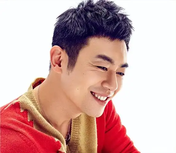 回顾朱亚文抛弃相恋七年的富家女转身爱上陈思诚女友结局如何