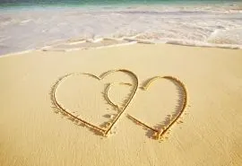 非主流唯美意境浪漫心形创意设计桌面壁纸下载(三)