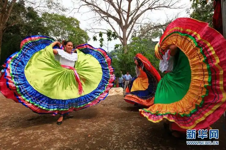 "一个没有军队的国家":色彩斑斓之哥斯达黎加 - 世界华人网