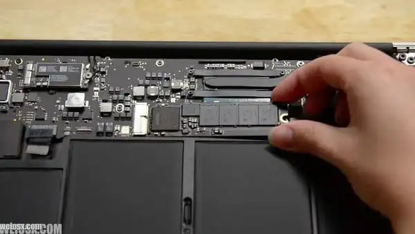 15年初款13英寸macbookair固态硬盘更换教程