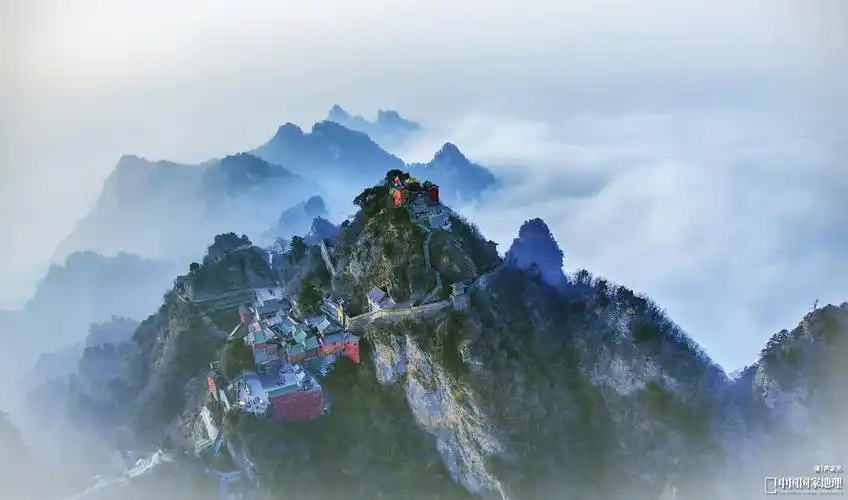 大家有没有色彩对比强烈的中国风电脑壁纸