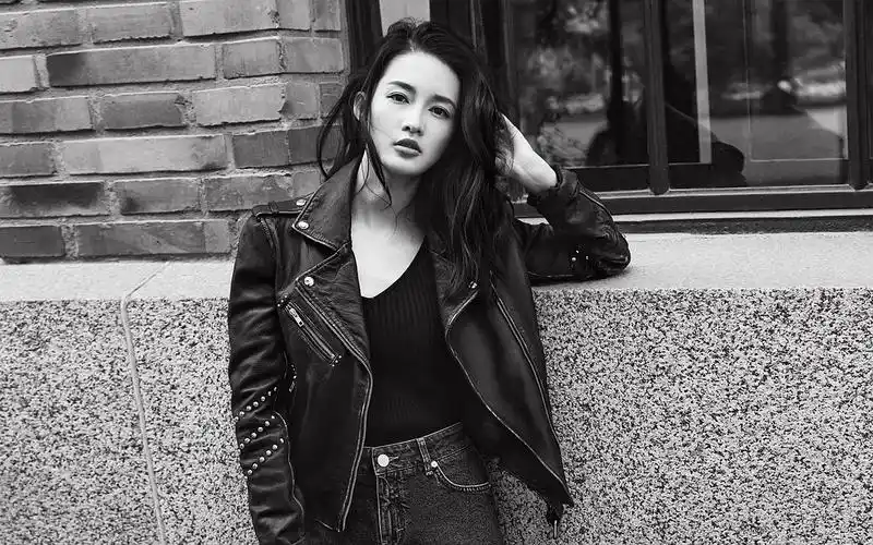 tea芙妮的相册-李沁