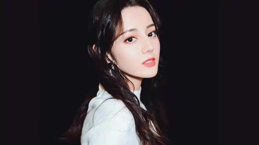明星 美女 迪丽热巴 明星风尚壁纸