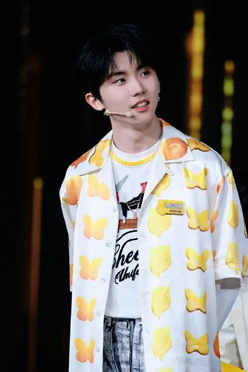 马嘉祺康师傅冰红茶品牌代言人