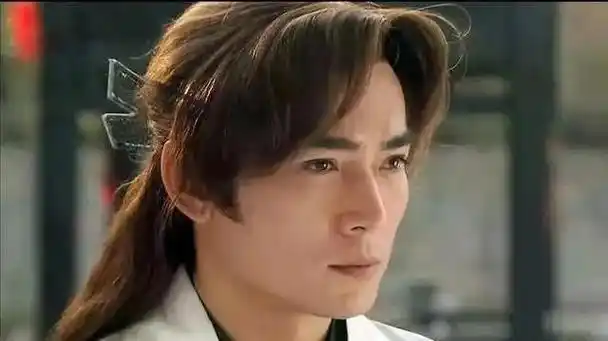 演员焦恩俊:离婚那天抱着女儿大哭,54岁依旧单身