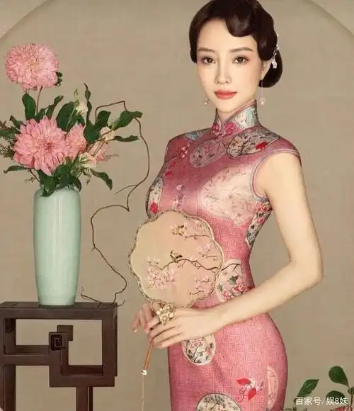 今日图集分享:李小璐