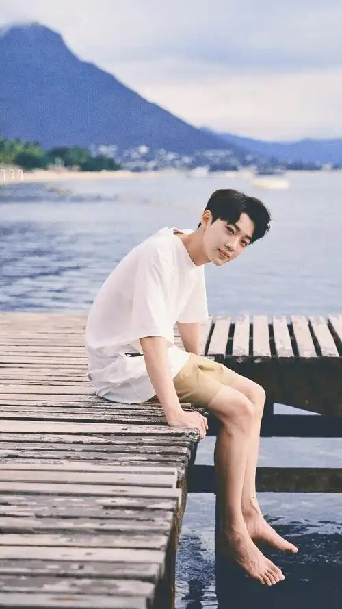 「赖冠霖 饭修」 7415今天天气.