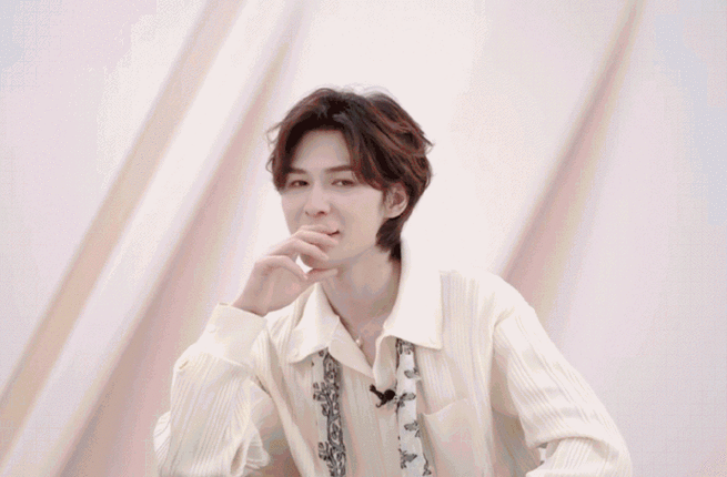 心机彩妆大中华区底妆代言人朱正廷