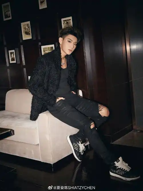 夏姿陈23秋冬系列##夏姿陈shiatzychen##夏姿星光##黄子韬