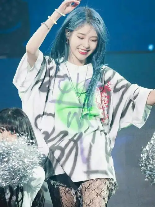 iu李知恩 | 演唱会上的李知恩