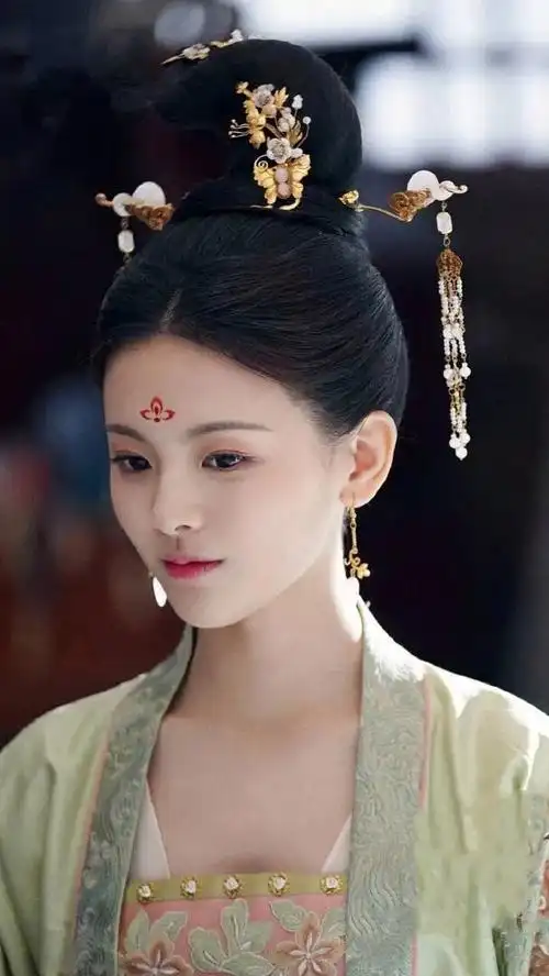 杨超越|古装壁纸,你们最喜欢哪张壁纸呢