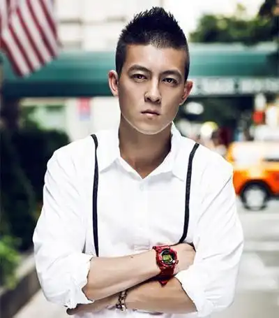 拒绝刘海今年夏天只要冠希哥这样清爽帅气的短发