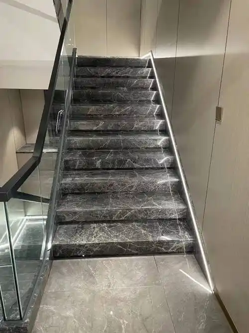大理石楼梯,楼梯界的颜值担当(最新案例)