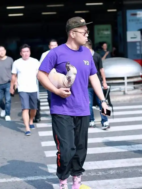 杜海涛减肥成功远看像彭于晏别笑不信看照片