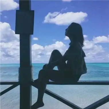 气质美女侧面背影头像 美女头像背影图片气质侧面真实 20张