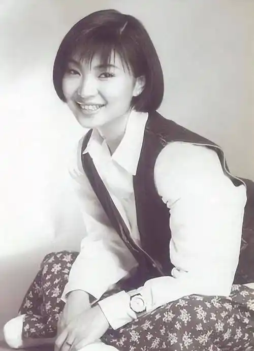 独吞丈夫12亿财产,爱上整容医生,《常回家看看》的陈红图啥?